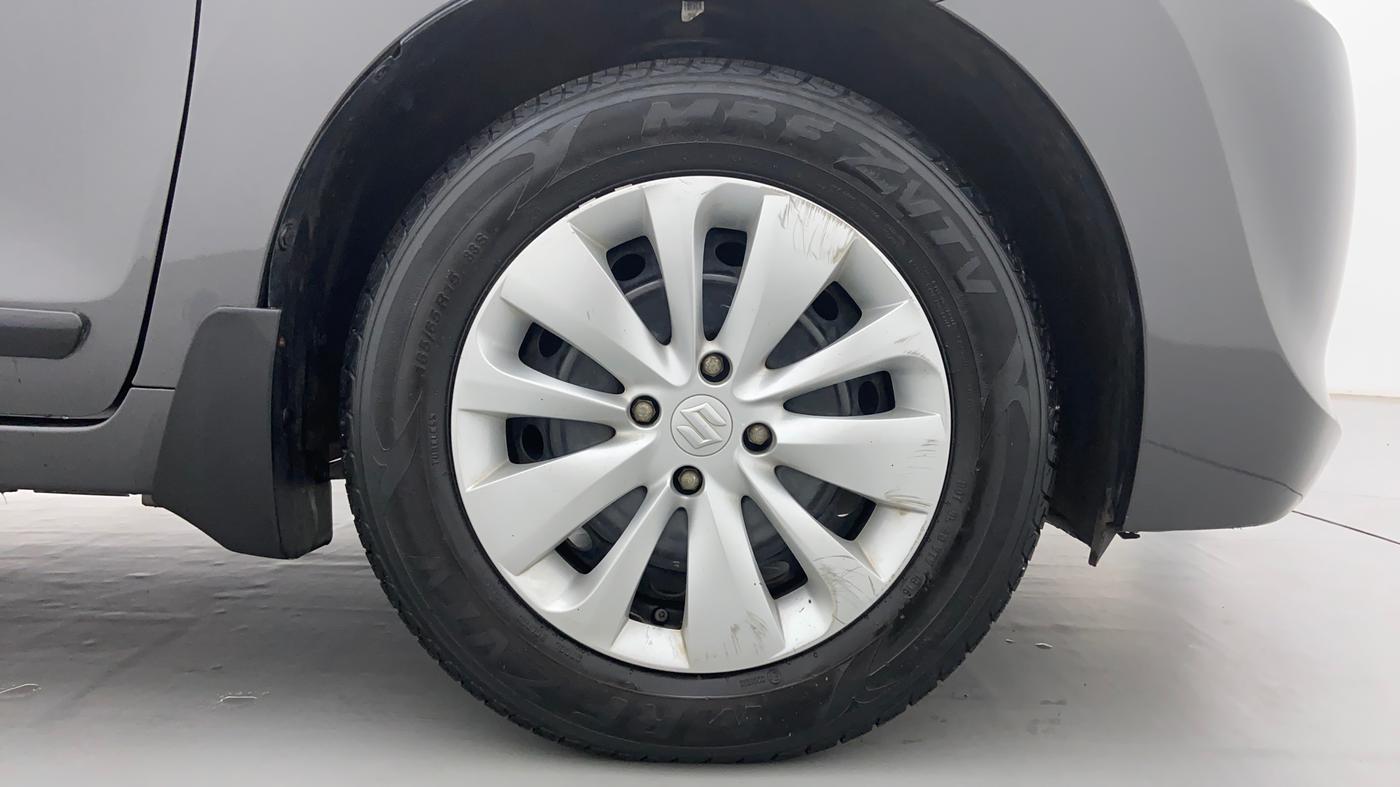 2016 Maruti Baleno DELTA 1.2 K12, Petrol, Manual, 39,256 km, Right Front Wheel