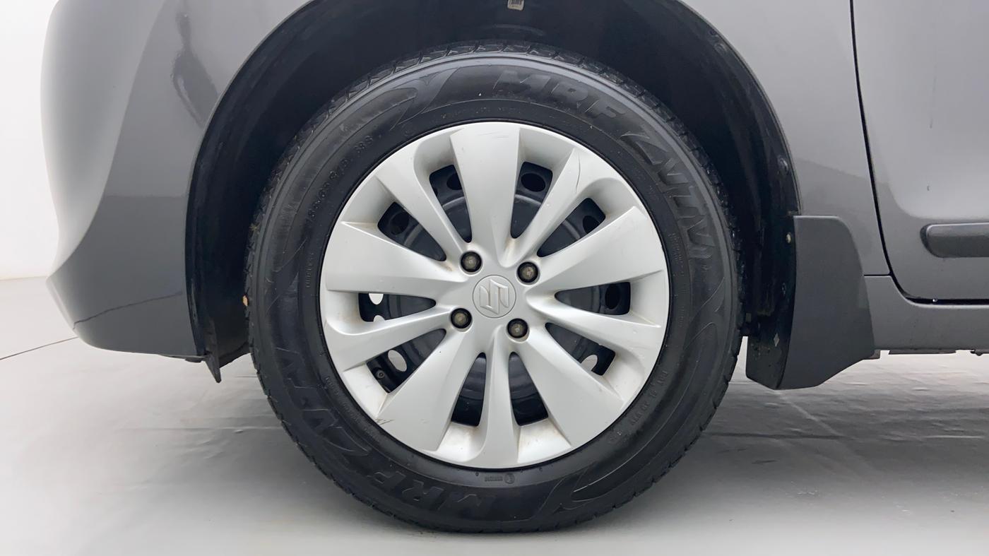 2016 Maruti Baleno DELTA 1.2 K12, Petrol, Manual, 39,256 km, Left Front Wheel