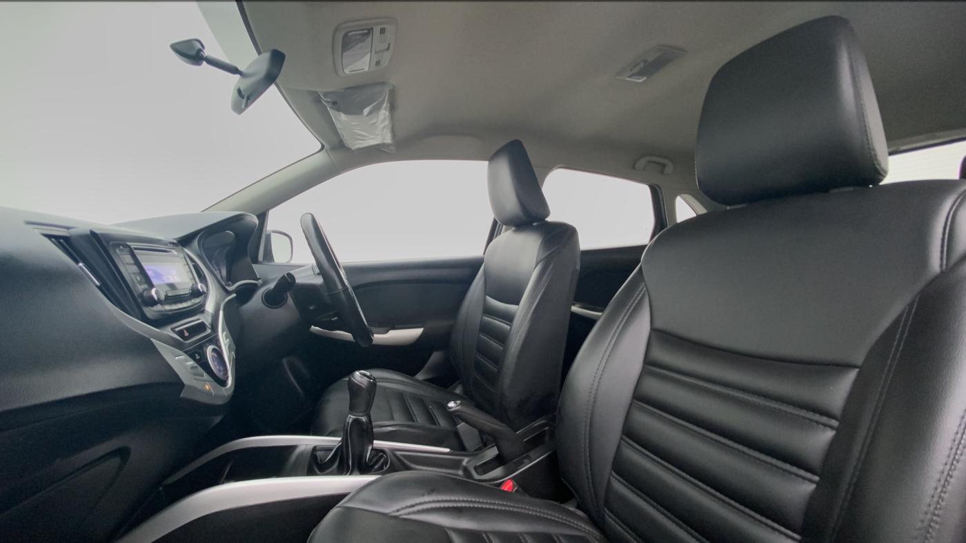 2016 Maruti Baleno DELTA 1.2 K12, Petrol, Manual, 39,256 km, Right Side Front Door Cabin View