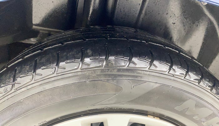 2018 Maruti Ciaz DELTA 1.4 MT PETROL, Petrol, Manual, 49,442 km, Right Rear Tyre Tread