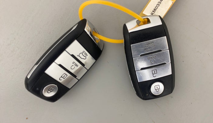 2020 KIA SONET GTX PLUS 1.5, Diesel, Manual, 32,242 km, Key Close Up