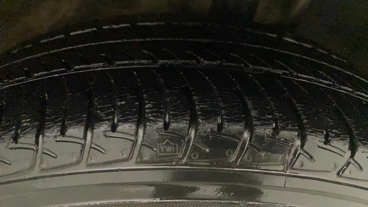 2019 Maruti New Wagon-R VXI (O) 1.2, Petrol, Manual, 25,824 km, Right Rear Tyre Tread