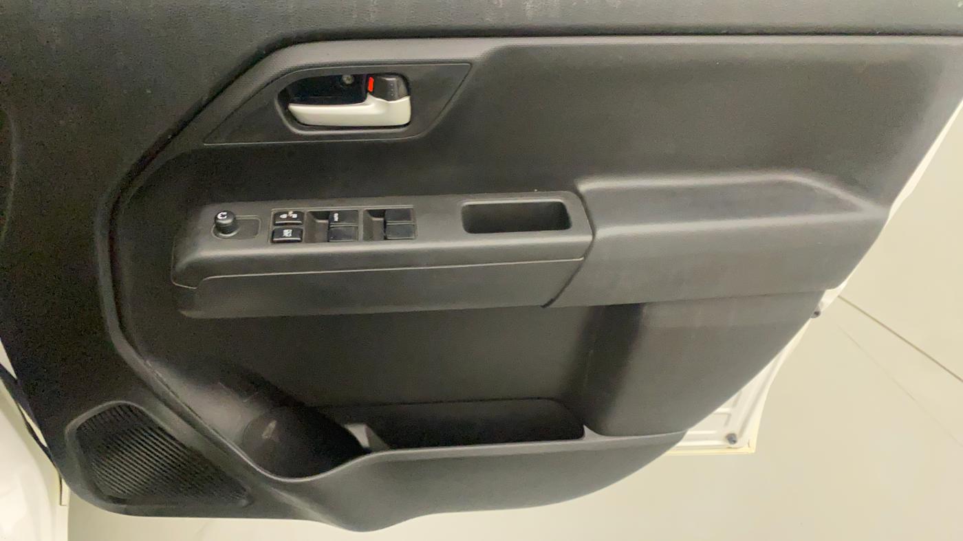 2019 Maruti New Wagon-R VXI (O) 1.2, Petrol, Manual, 25,824 km, Driver Side Door Panels Control