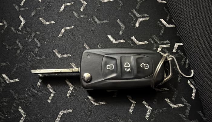 2020 Tata Tiago XT PETROL, Petrol, Manual, 29,352 km, Key Close Up