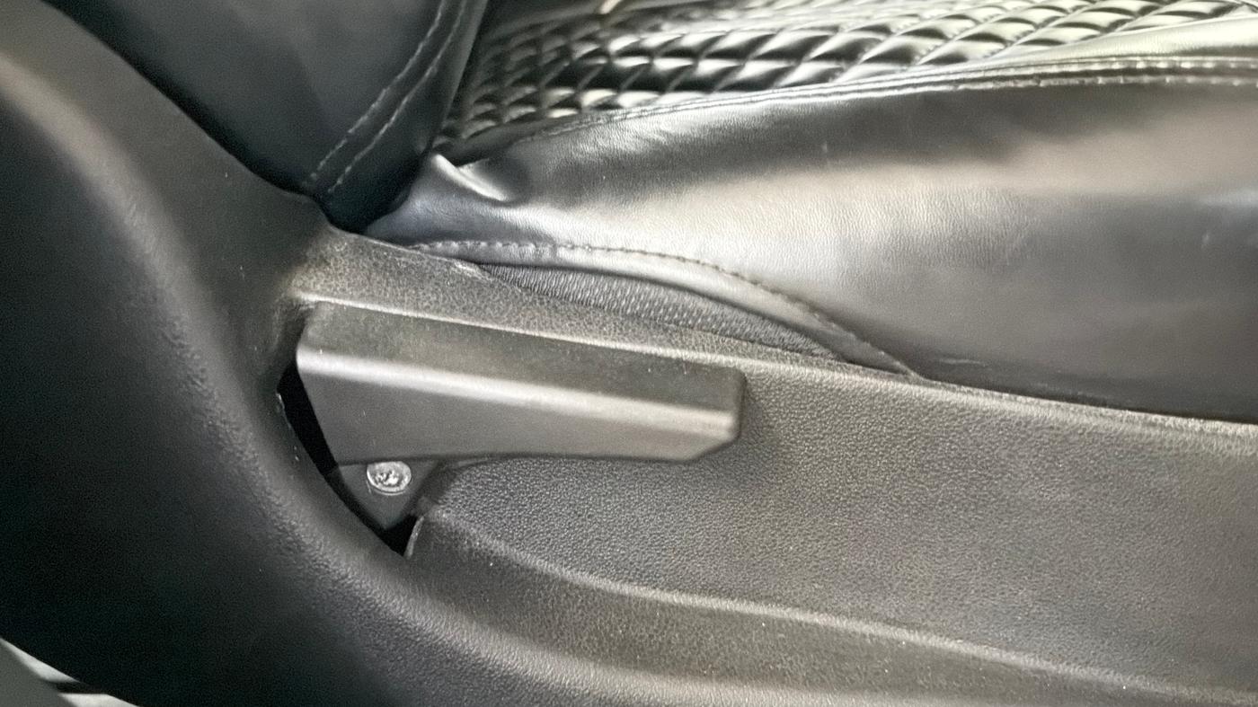 2019 Tata NEXON XMA PETROL, Petrol, Automatic, 78,750 km, Driver Side Adjustment Panel