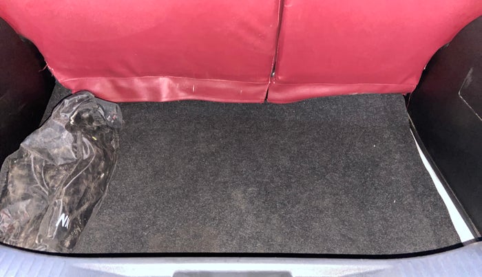 2022 Renault Kiger RXT (O) MT, Petrol, Manual, 25,156 km, Boot Inside