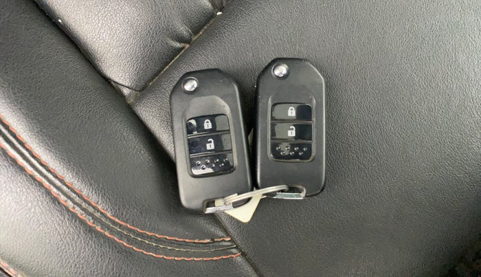 2019 Honda WR-V 1.2L I-VTEC VX MT, Petrol, Manual, 45,867 km, Key Close Up