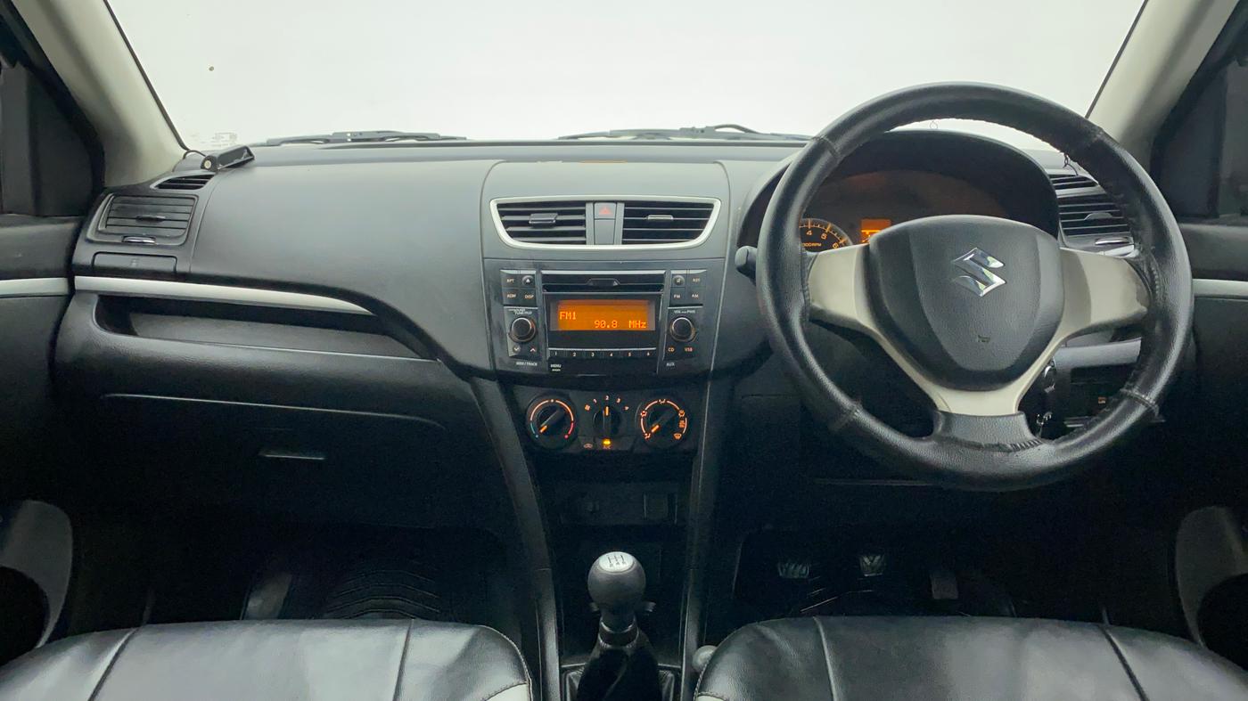 2015 Maruti Swift VXI, Petrol, Manual, 55,674 km, Dashboard