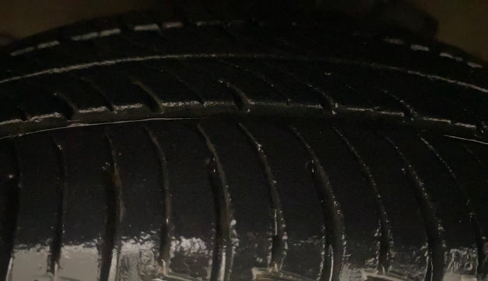 2016 Maruti Celerio ZXI AMT, Petrol, Automatic, 36,458 km, Left Front Tyre Tread