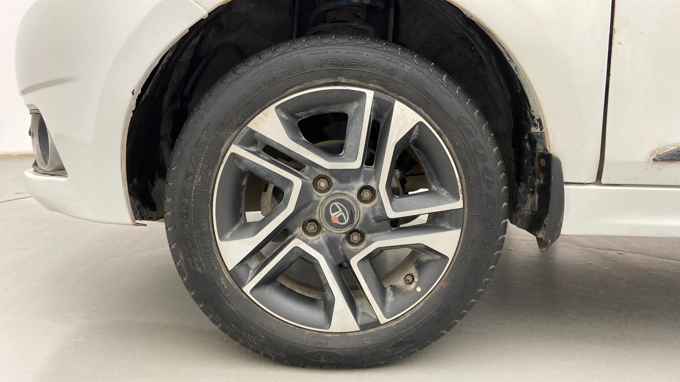 2019 Tata Tiago XZ PLUS PETROL, Petrol, Manual, 30,750 km, Left Front Wheel