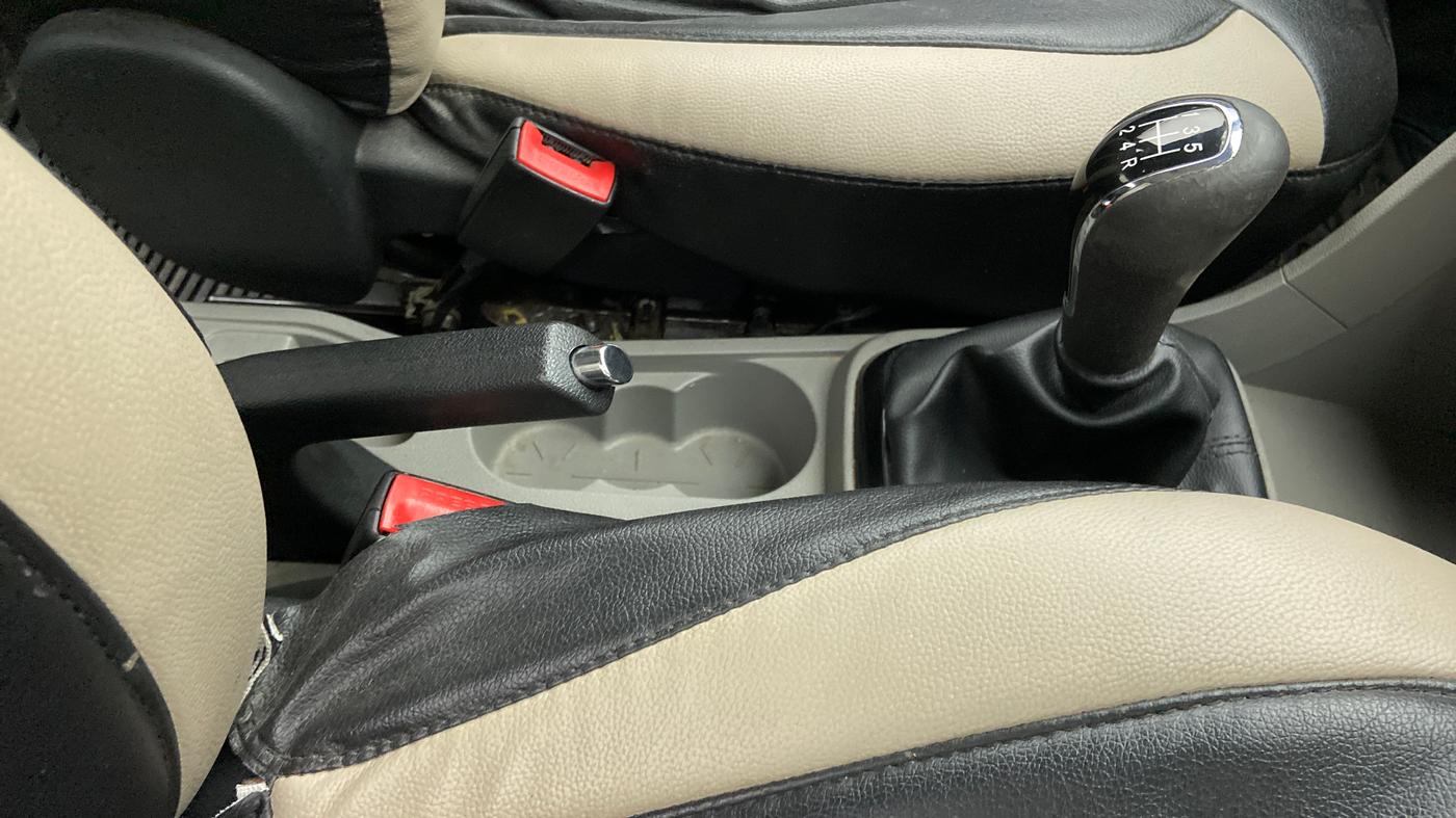 2019 Tata Tiago XZ PLUS PETROL, Petrol, Manual, 30,750 km, Gear Lever