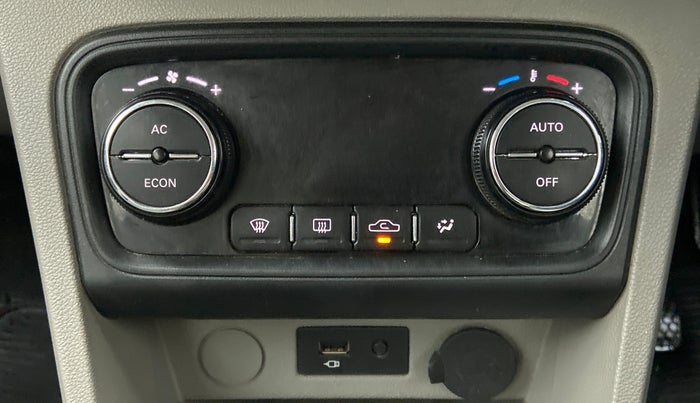 2019 Tata Tiago XZ PLUS PETROL, Petrol, Manual, 30,750 km, Automatic Climate Control