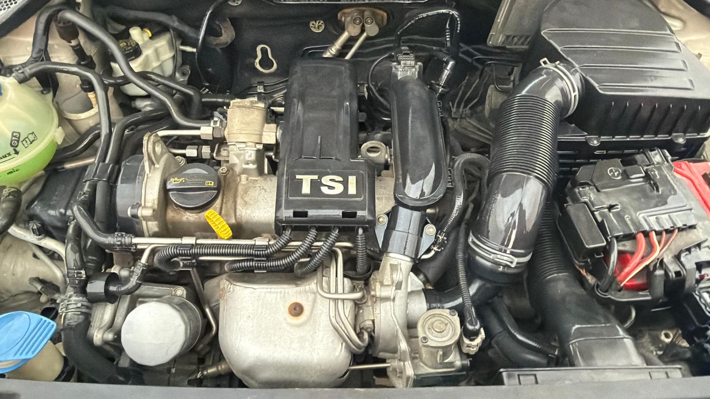 2016 Volkswagen Polo GT TSI AT, Petrol, Automatic, 80,459 km, Engine View