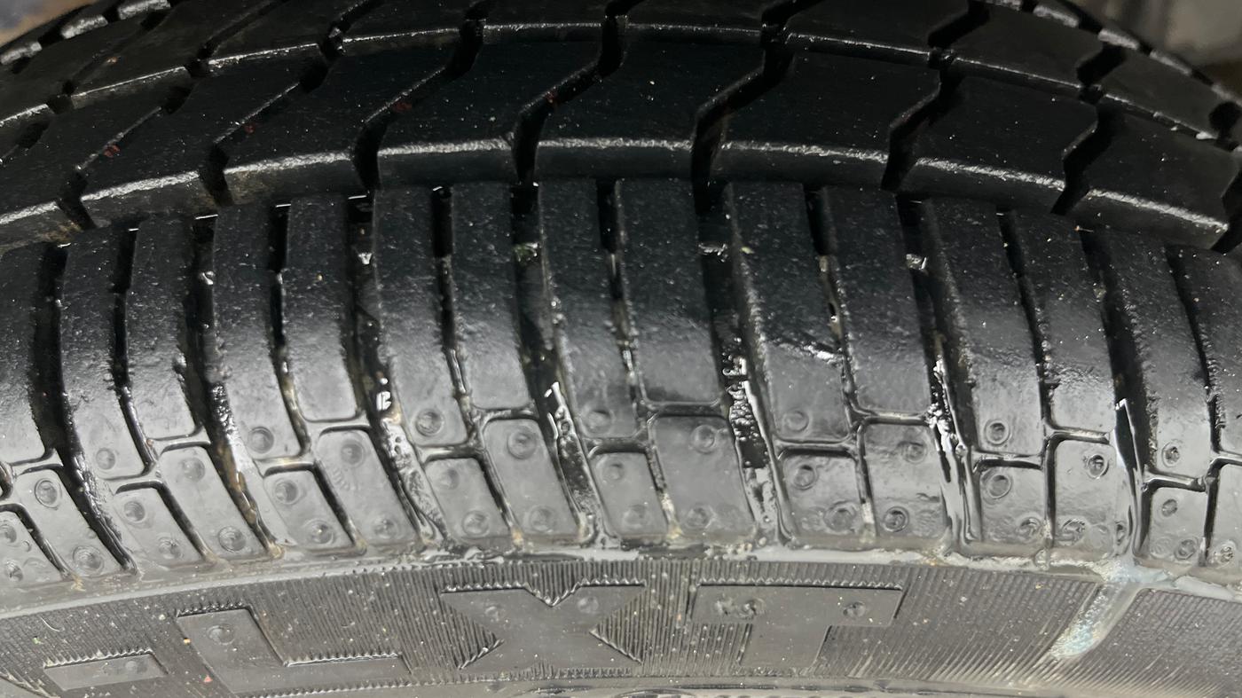 2016 Tata Nano TWIST XTA, Petrol, Automatic, 45,784 km, Right Front Tyre Tread