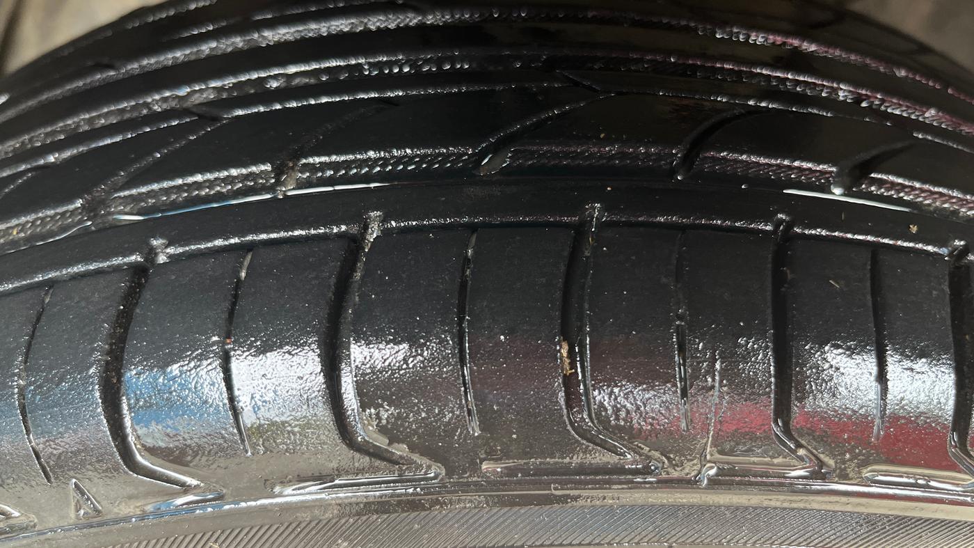 2016 Tata Tiago XZ PETROL, Petrol, Manual, 54,529 km, Left Front Tyre Tread