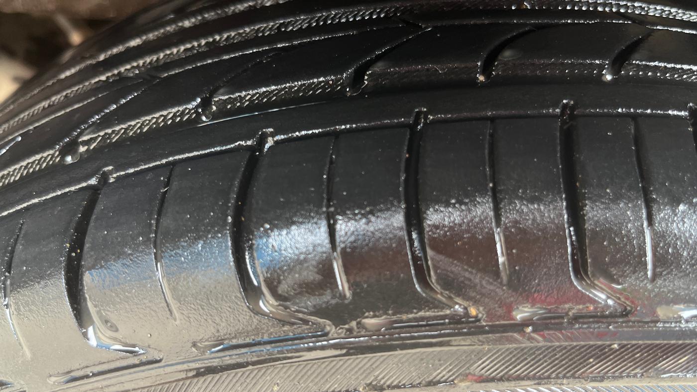 2016 Tata Tiago XZ PETROL, Petrol, Manual, 54,529 km, Left Rear Tyre Tread