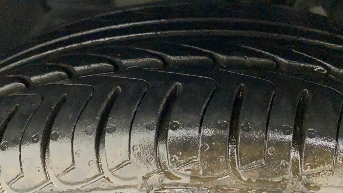 2021 Ford Ecosport TITANIUM 1.5L DIESEL, Diesel, Manual, 10,159 km, Left Front Tyre Tread
