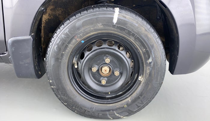 2019 Maruti Alto LXI OPT, Petrol, Manual, 31,528 km, Right Front Wheel