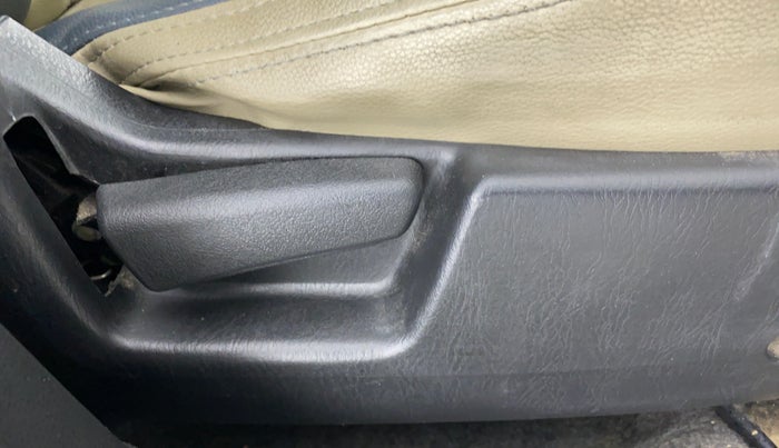2019 Maruti Alto LXI OPT, Petrol, Manual, 31,528 km, Driver Side Adjustment Panel