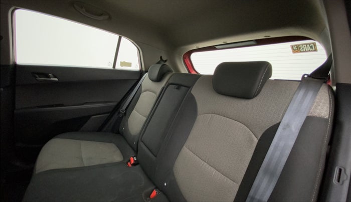 2018 Hyundai Creta SX PLUS AT 1.6 PETROL, Petrol, Automatic, 1,41,980 km, Right Side Rear Door Cabin
