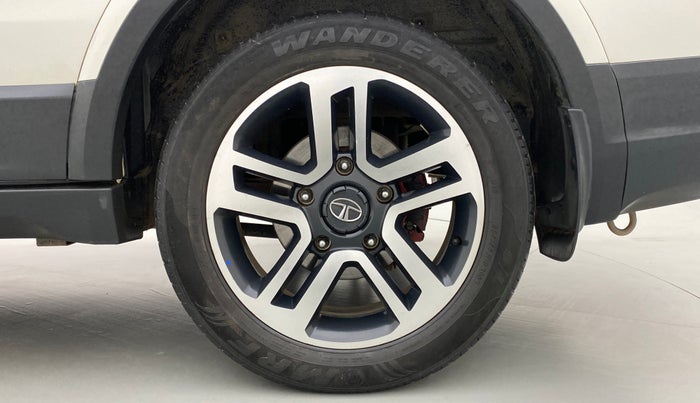 2018 Tata Hexa Varicor 400 XTA, Diesel, Automatic, 35,098 km, Left Rear Wheel