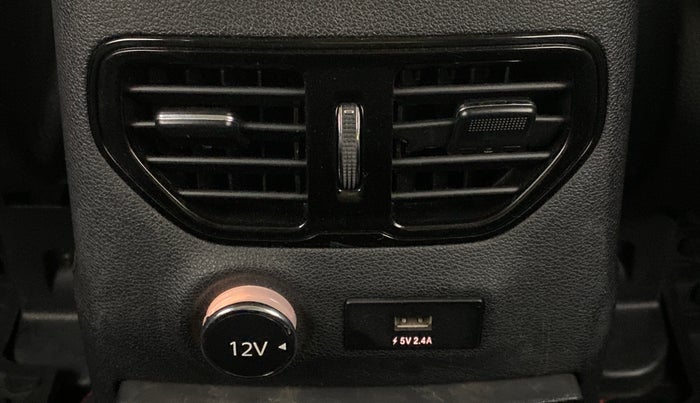 2018 Tata Hexa Varicor 400 XTA, Diesel, Automatic, 35,098 km, Rear AC Vents