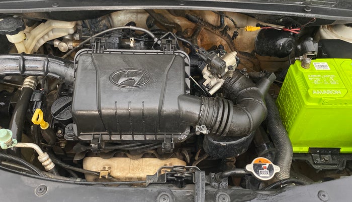 2017 Hyundai i10 MAGNA 1.1, Petrol, Manual, 98,021 km, Engine View