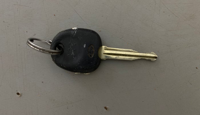 2017 Hyundai i10 MAGNA 1.1, Petrol, Manual, 98,021 km, Key Close Up