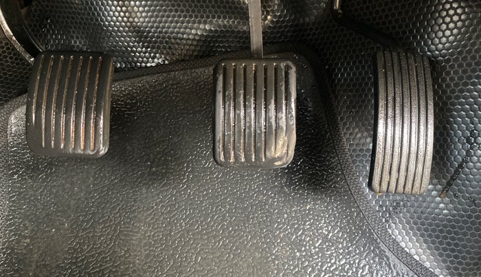 2017 Hyundai i10 MAGNA 1.1, Petrol, Manual, 98,021 km, Pedals