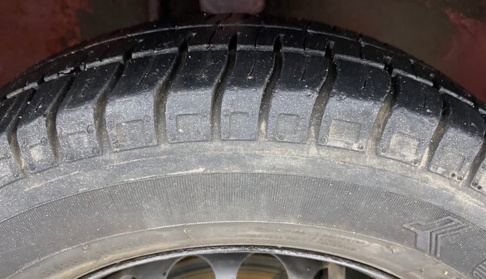 2018 Maruti Alto 800 LXI, Petrol, Manual, 30,458 km, Right Front Tyre Tread