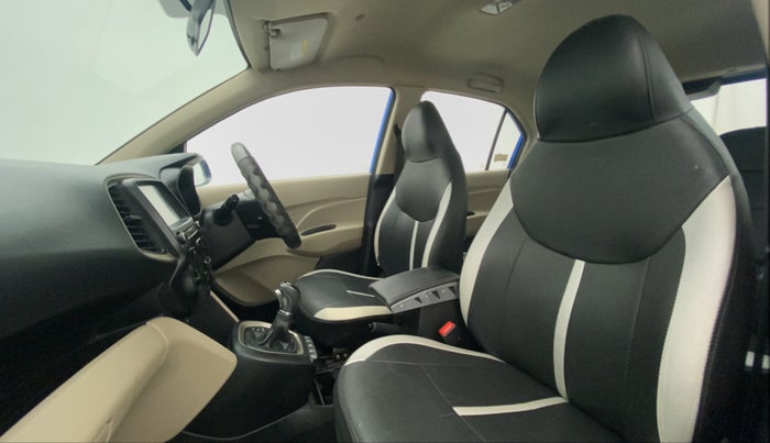 2018 Hyundai NEW SANTRO SPORTZ AMT, Petrol, Automatic, 52,585 km, Right Side Front Door Cabin