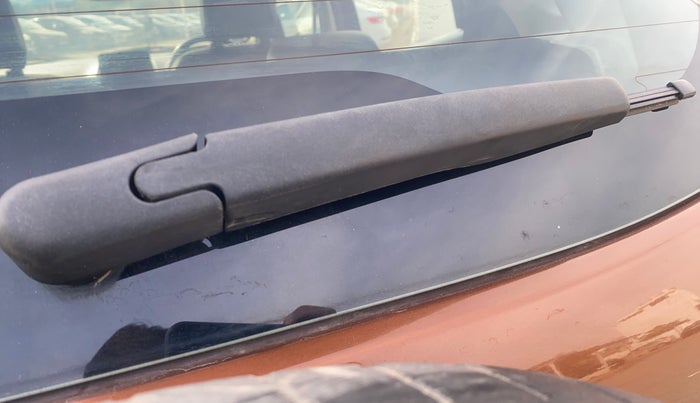 2018 Ford Ecosport TITANIUM 1.5L SPORTS(SUNROOF) DIESEL, Diesel, Manual, 1,42,097 km, Rear Wiper