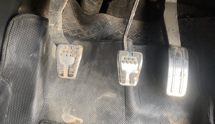 2018 Ford Ecosport TITANIUM 1.5L SPORTS(SUNROOF) DIESEL, Diesel, Manual, 1,42,097 km, Pedals