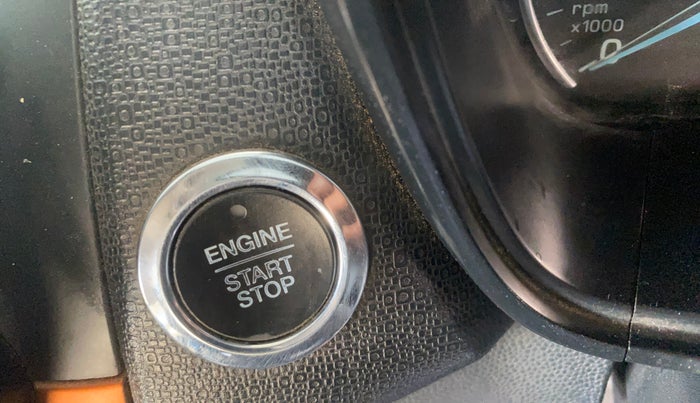 2018 Ford Ecosport TITANIUM 1.5L SPORTS(SUNROOF) DIESEL, Diesel, Manual, 1,42,097 km, Keyless Start/ Stop Button