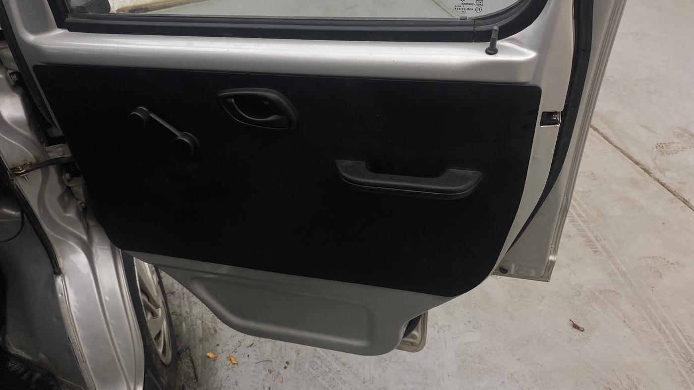 2020 Maruti Eeco 5 STR WITH A/C+HTR, Petrol, Manual, 57,928 km, Driver Side Door Panels Control