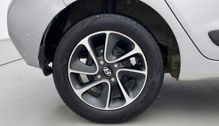2017 Hyundai Grand i10 SPORTZ (O) AT 1.2 KAPPA VTVT, Petrol, Automatic, 44,433 km, Right Rear Wheel