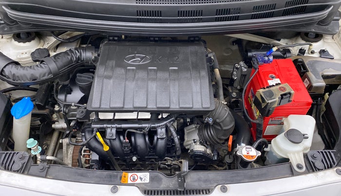 2017 Hyundai Grand i10 SPORTZ (O) AT 1.2 KAPPA VTVT, Petrol, Automatic, 44,433 km, Open Bonet