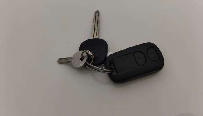 2013 Toyota Etios G, Petrol, Manual, 43,555 km, Key Close Up