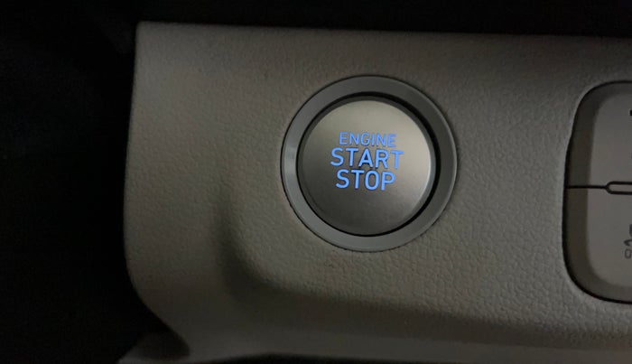 2023 Hyundai VENUE SX (O) 1.5 CRDI, Diesel, Manual, 81,086 km, Keyless Start/ Stop Button