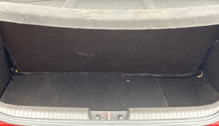 2012 Hyundai i20 MAGNA O 1.2, Petrol, Manual, 42,338 km, Boot Inside