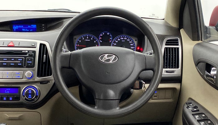 2012 Hyundai i20 MAGNA O 1.2, Petrol, Manual, 42,338 km, Steering Wheel Close Up