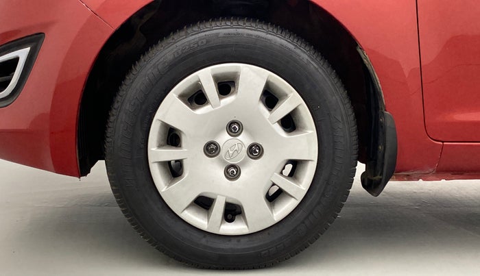 2012 Hyundai i20 MAGNA O 1.2, Petrol, Manual, 42,338 km, Left Front Wheel