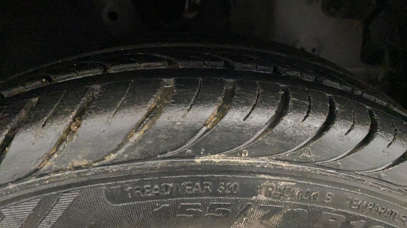 2018 Hyundai Eon ERA +, Petrol, Manual, 52,744 km, Right Front Tyre Tread