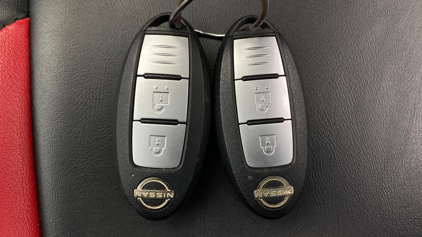 2021 Nissan MAGNITE XV MT, Petrol, Manual, 27,775 km, Key Close Up
