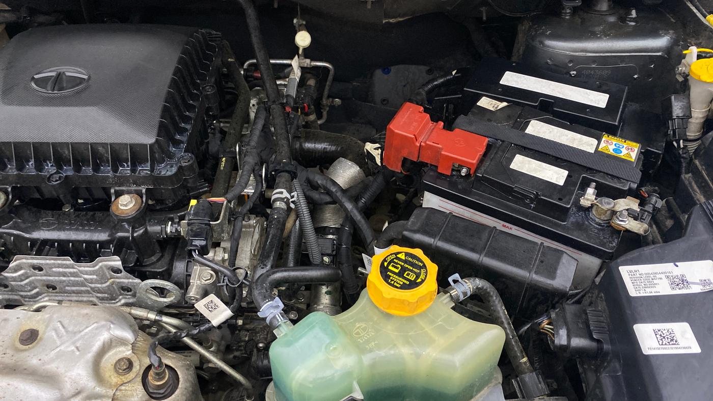 2023 Tata NEXON XM PLUS SUNROOF PETROL, Petrol, Manual, 54,268 km, Engine View - Left