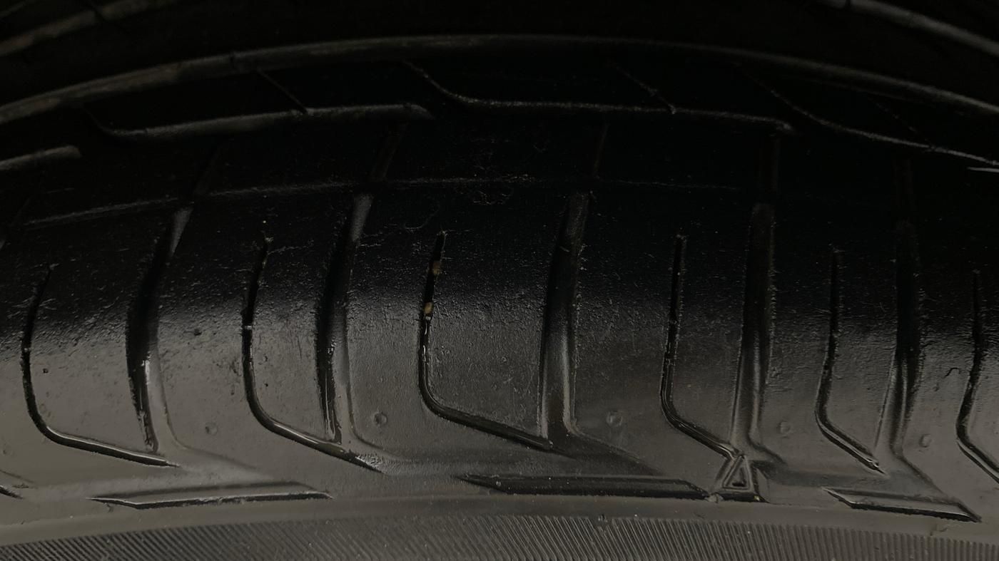 2023 Tata NEXON XM PLUS SUNROOF PETROL, Petrol, Manual, 54,268 km, Left Front Tyre Tread