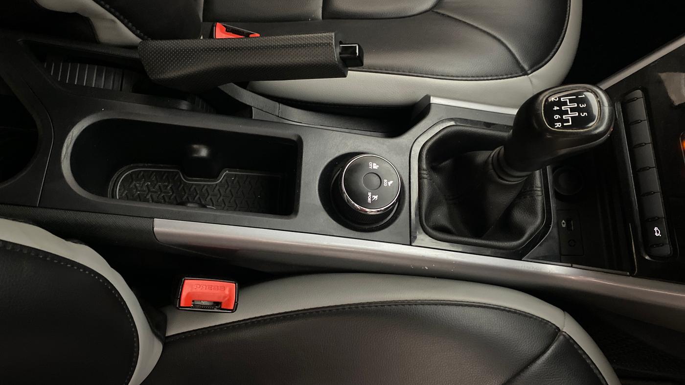 2023 Tata NEXON XM PLUS SUNROOF PETROL, Petrol, Manual, 54,268 km, Gear Lever