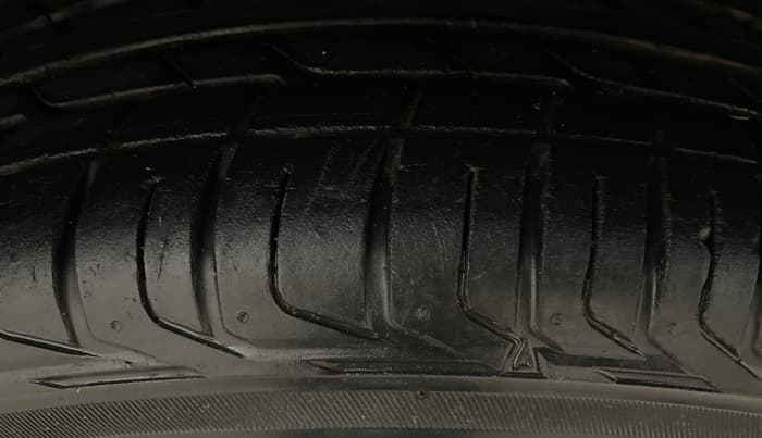 2023 Tata NEXON XM PLUS SUNROOF PETROL, Petrol, Manual, 54,268 km, Right Front Tyre Tread