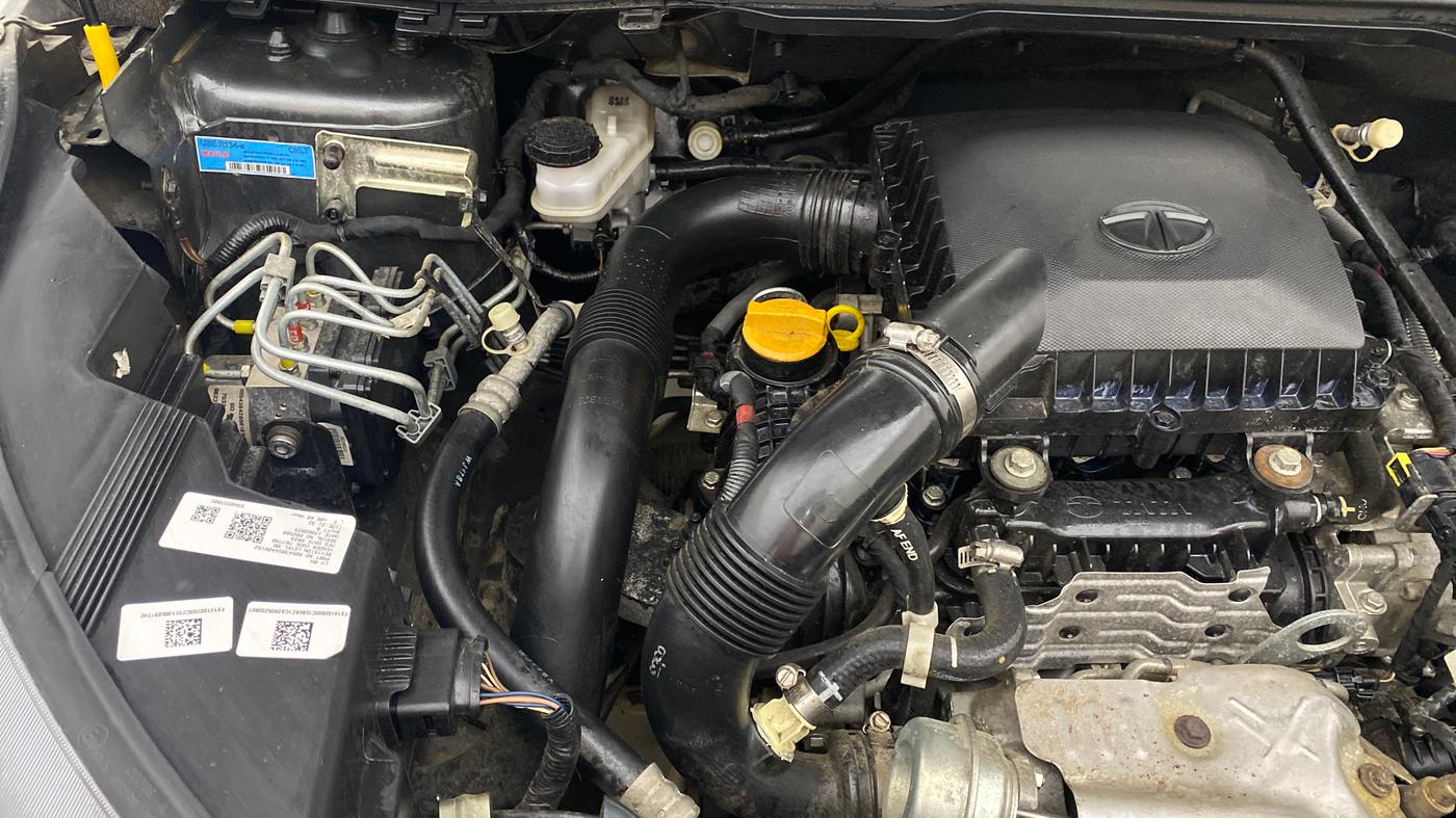 2023 Tata NEXON XM PLUS SUNROOF PETROL, Petrol, Manual, 54,268 km, Engine View - Right