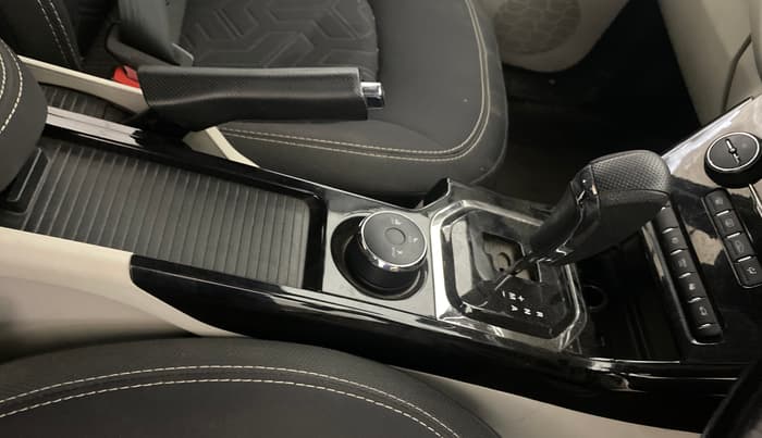 2022 Tata NEXON XZA PLUS SUNROOF PETROL, Petrol, Automatic, 27,563 km, Gear Lever
